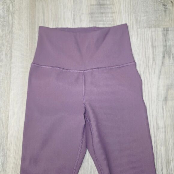 Athleta High-Rise Compression Elation Rib Tight in Lavender Size XS - Picture 7 of 8